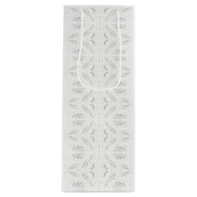 BATTENBURG LACE Wine Gift Bag (Front)