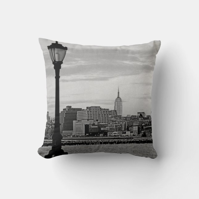 Battery Park City II Cushion (Front)