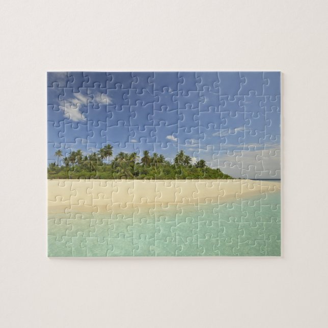 Baughagello Island, South Huvadhoo Atoll, 2 Jigsaw Puzzle (Horizontal)