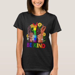 Be Kind Sign Language Hand Talking Lgbtq+ Gay Les  T-Shirt