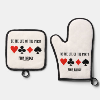 Be The Life Of The Party Play Bridge Card Suits Oven Mitt & Pot Holder Set