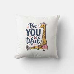 Be You Tiful Giraffe Roller Skate Vintage Shirt De Cushion