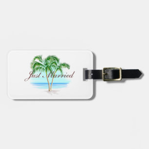 Beach And Palm Trees Just Married Luggage Tag