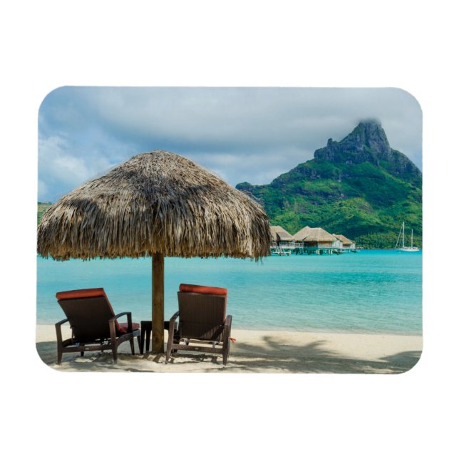 Beach on Bora Bora rectangular magnet (Horizontal)
