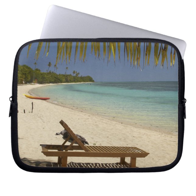 Beach, palm trees & lounger laptop sleeve (Front)