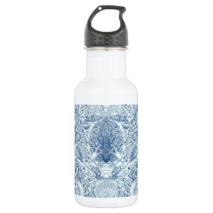 Beach treasures, seashells, crab, corals and seawe 532 ml water bottle