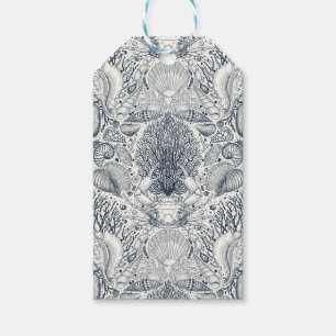 Beach treasures, seashells, crab, corals and seawe gift tags