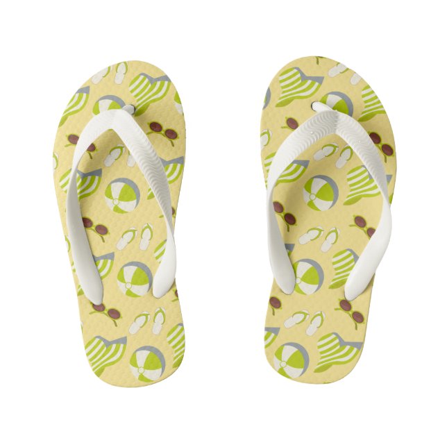 Beach vacay pattern with sunglasses and sun hat kid's flip flops (Footbed)
