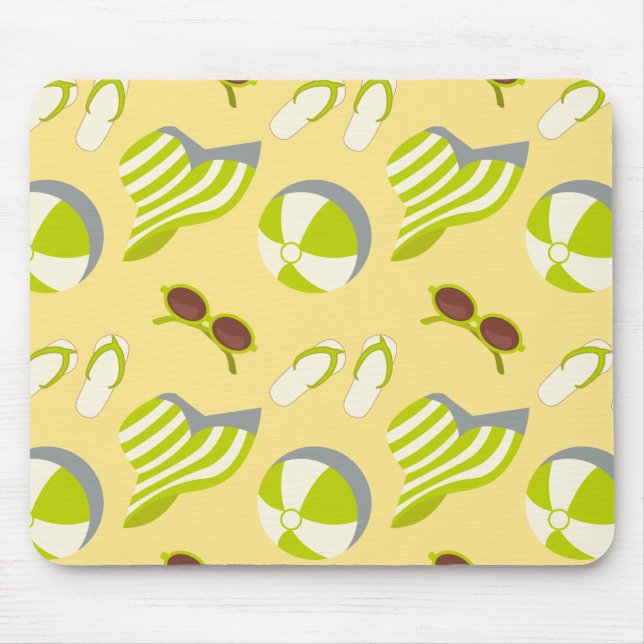 Beach vacay pattern with sunglasses and sun hat mouse mat (Front)