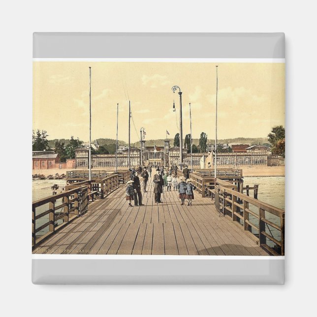 Beach, Zoppot, West Prussia, Germany (i.e., Sopot, Magnet (Front)