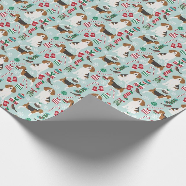 Beagle Christmas Dog Wrapping Paper (Corner)