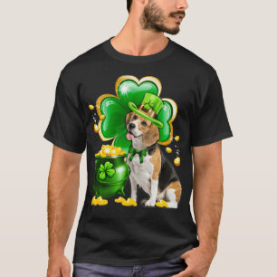 Beagle Dog Shamrock St Patricks Day Dog Irish Gift T-Shirt
