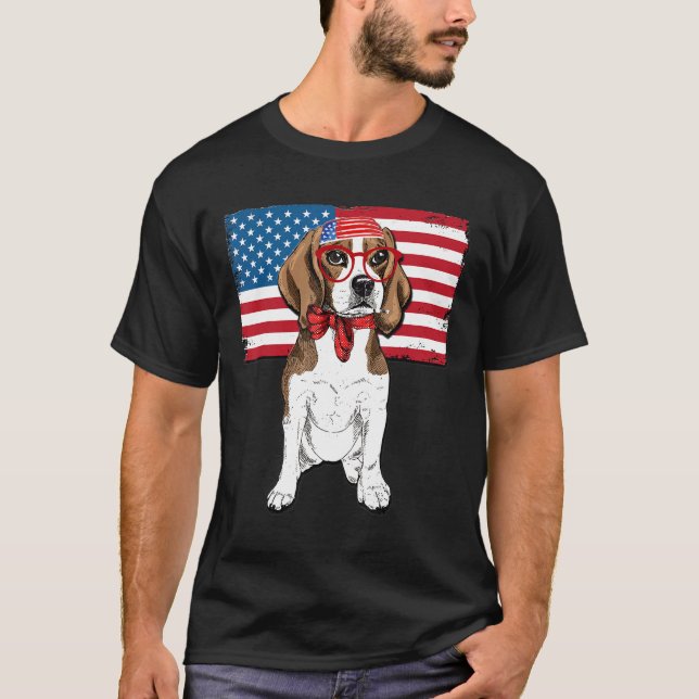 Beagle Dog With Glasses Usa Flag July 4th Patrioti T-Shirt (Front)