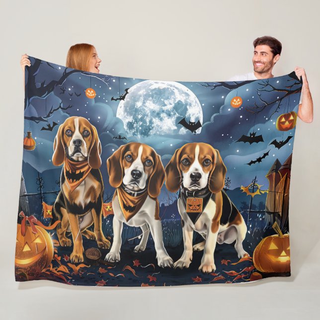 Beagle Halloween Spooky Fleece Blanket (In Situ)