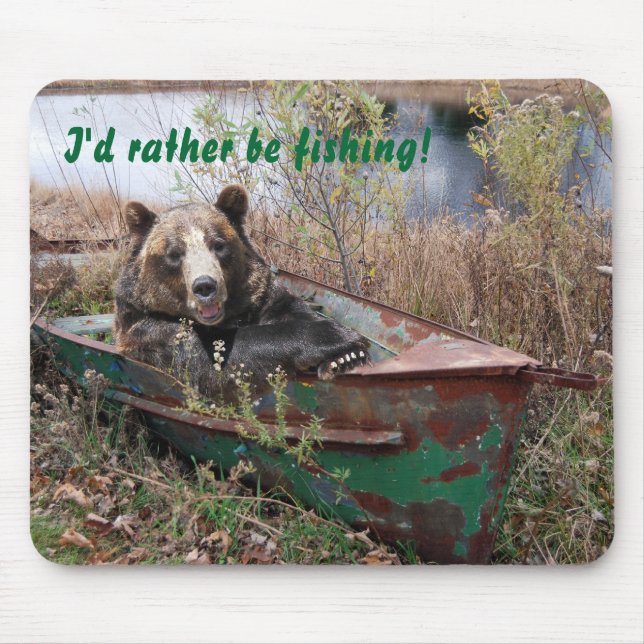 bear in rusty rowboat mouse mat (Front)
