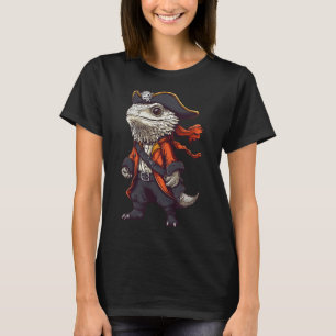 Bearded Dragon Dressed As A Pirate Funny Halloween T-Shirt