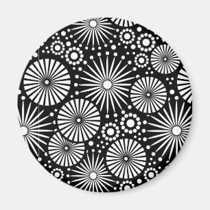 Beautiful black and white magnet