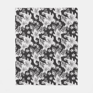 Beautiful black white flower pattern fleece blanket