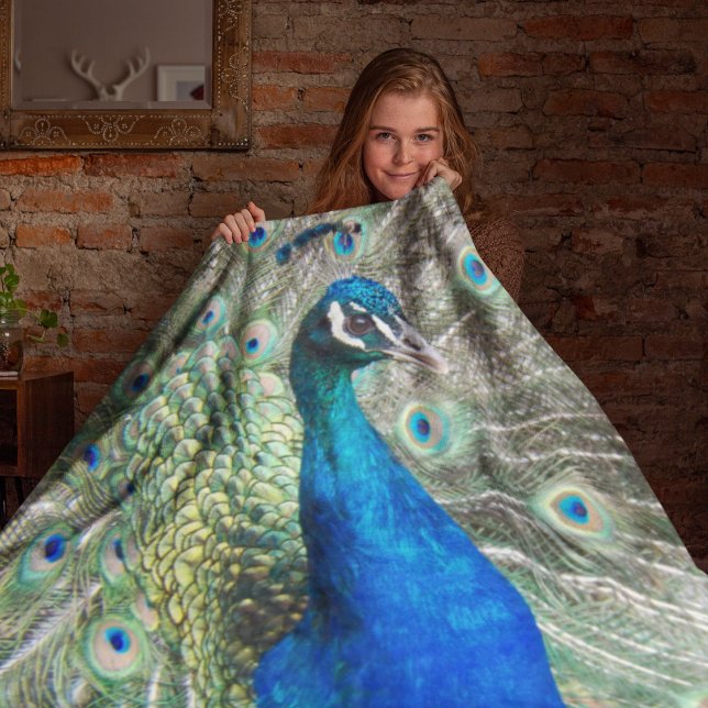 Beautiful Blue Peacock Feathers Fleece Blanket (In Situ)