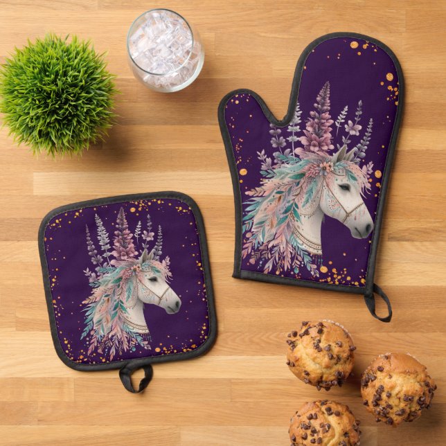Beautiful Boho Horse Oven Mitt & Pot Holder Set (Top Down)