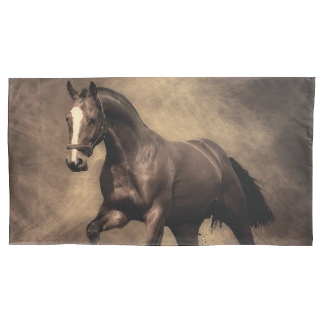 Beautiful brown horse throw pillow pillowcase (Front)