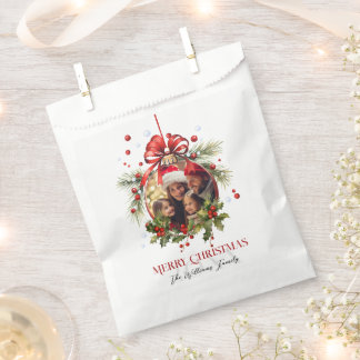 Beautiful Christmas Bauble Frame Family Holidays Favour Bags