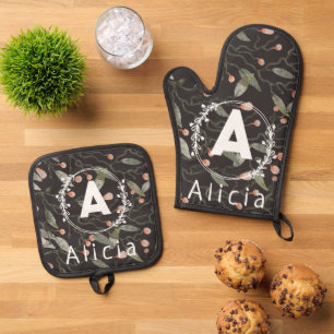 Beautiful Custom Initial Name Floral Patterns Oven Mitt & Pot Holder Set
