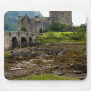 Beautiful Eileen Donan Castle in Western Dornie 2 Mouse Mat