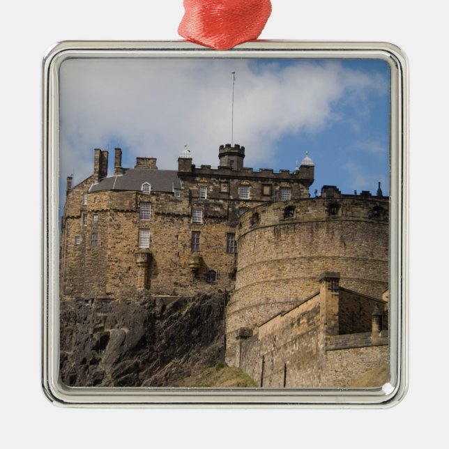 Beautiful famous giant Edinburgh Castle in Metal Tree Decoration (Front)