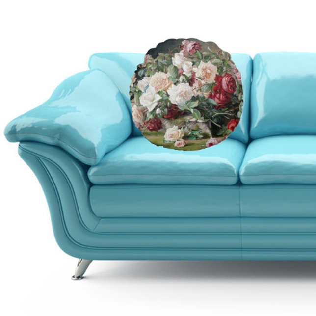 Beautiful Floral Pattern with Roses and Foliage  Round Cushion (Creator Uploaded)