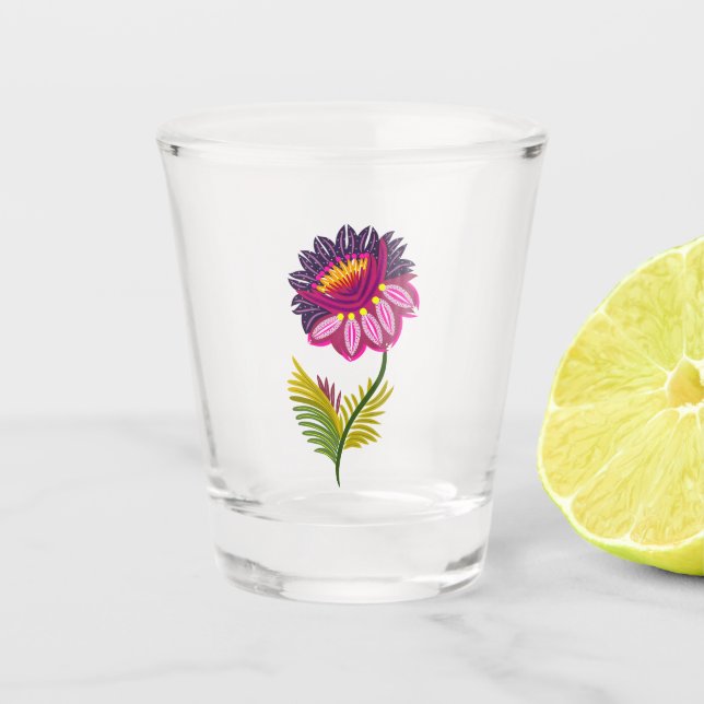 Beautiful flower shot glass (Front)