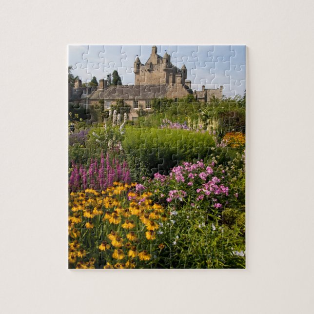 Beautiful gardens and famous castle in Scotland Jigsaw Puzzle (Vertical)