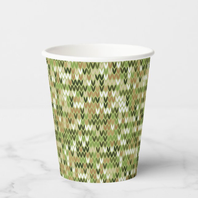 Beautiful granny knit pattern in green olive colou paper cups (Front)