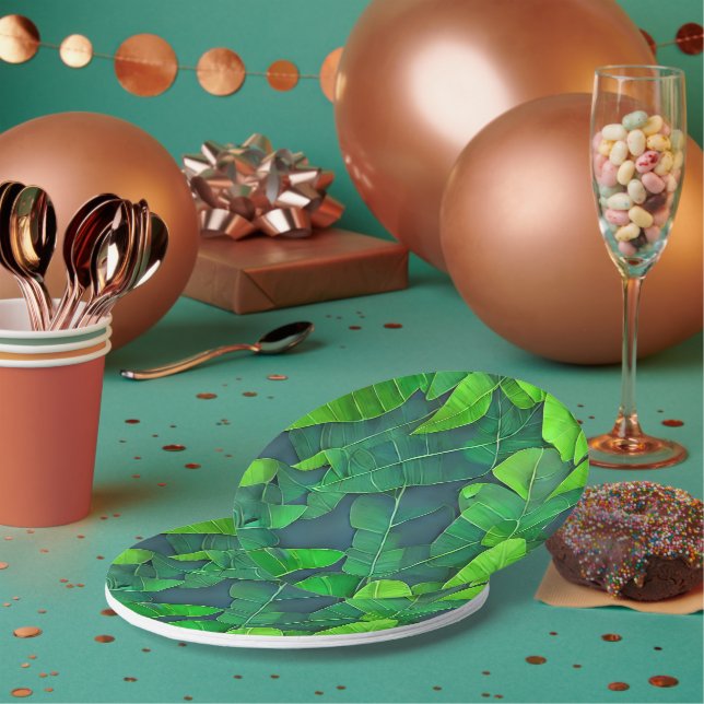 Beautiful Green Leaves Pattern Paper Plate (Multi)
