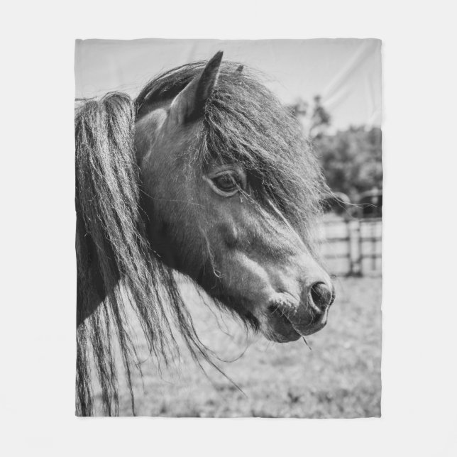 BEAUTIFUL HORSE FLEECE BLANKET (Front)