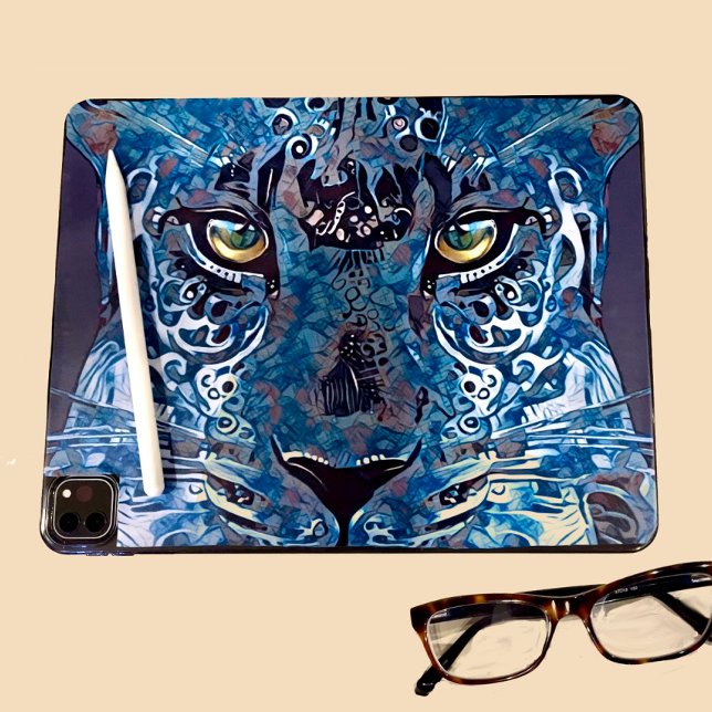 Beautiful leopard blues, golden eyes iPad Tablet (Creator Uploaded)