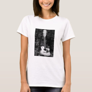 Beautiful Lovely Guitar African Grayscale Motif Ar T-Shirt
