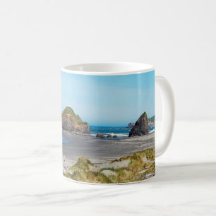 Beautiful Oregon coast landscape Coffee Mug