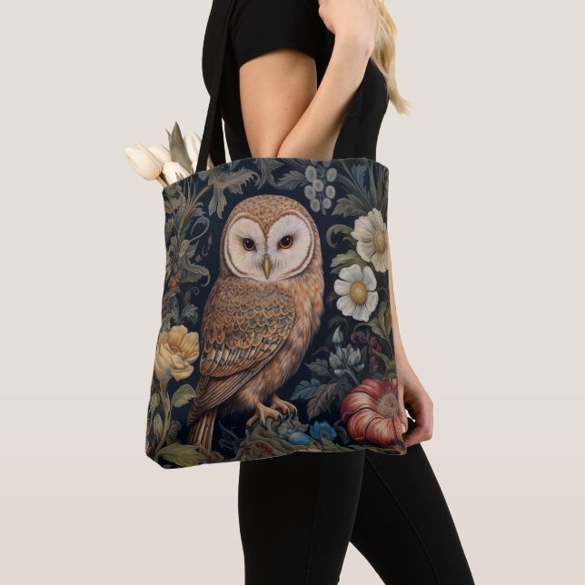 Beautiful owl in the garden art nouveau style tote bag (Close Up)