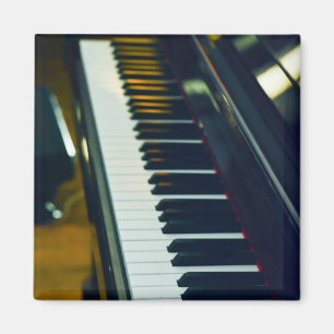 Beautiful Piano Magnet
