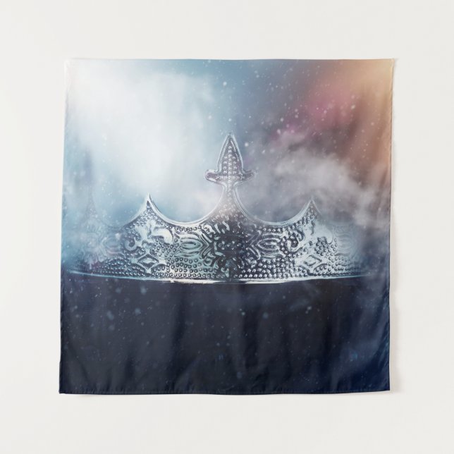 Beautiful queen and king crown tapestry (Front)