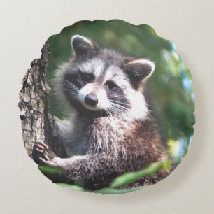 Beautiful racoon on the jungle round cushion