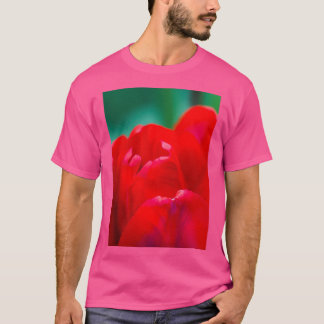 Beautiful red tulip on gentle blurred green backgr T-Shirt