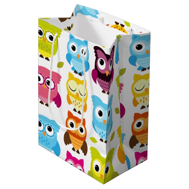 Beautiful Retro Owl Medium Gift Bag (Front Angled)
