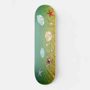 Beautiful sea stars and oyster shells with pearls skateboard