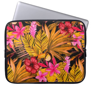 Beautiful seamless floral summer pattern backgroun laptop sleeve