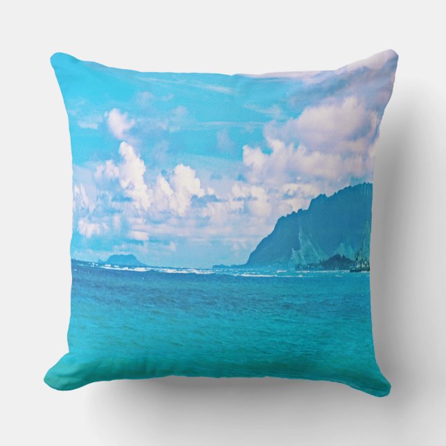 Beautiful Turquoise Ocean Waves Cushion (Front)