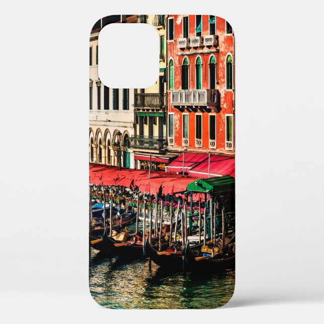 Beautiful view of water street and old buildings i Case-Mate iPhone case (Back)