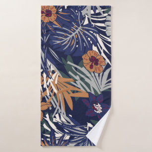 Beautiful vintage Floral pattern in the many kind  Bath Towel
