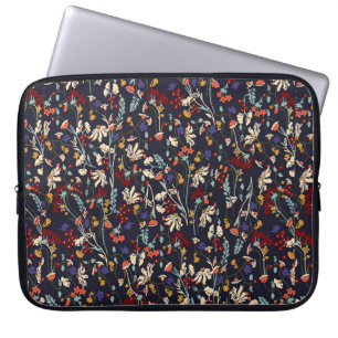Beautiful vintage Floral pattern in the many kind Laptop Sleeve